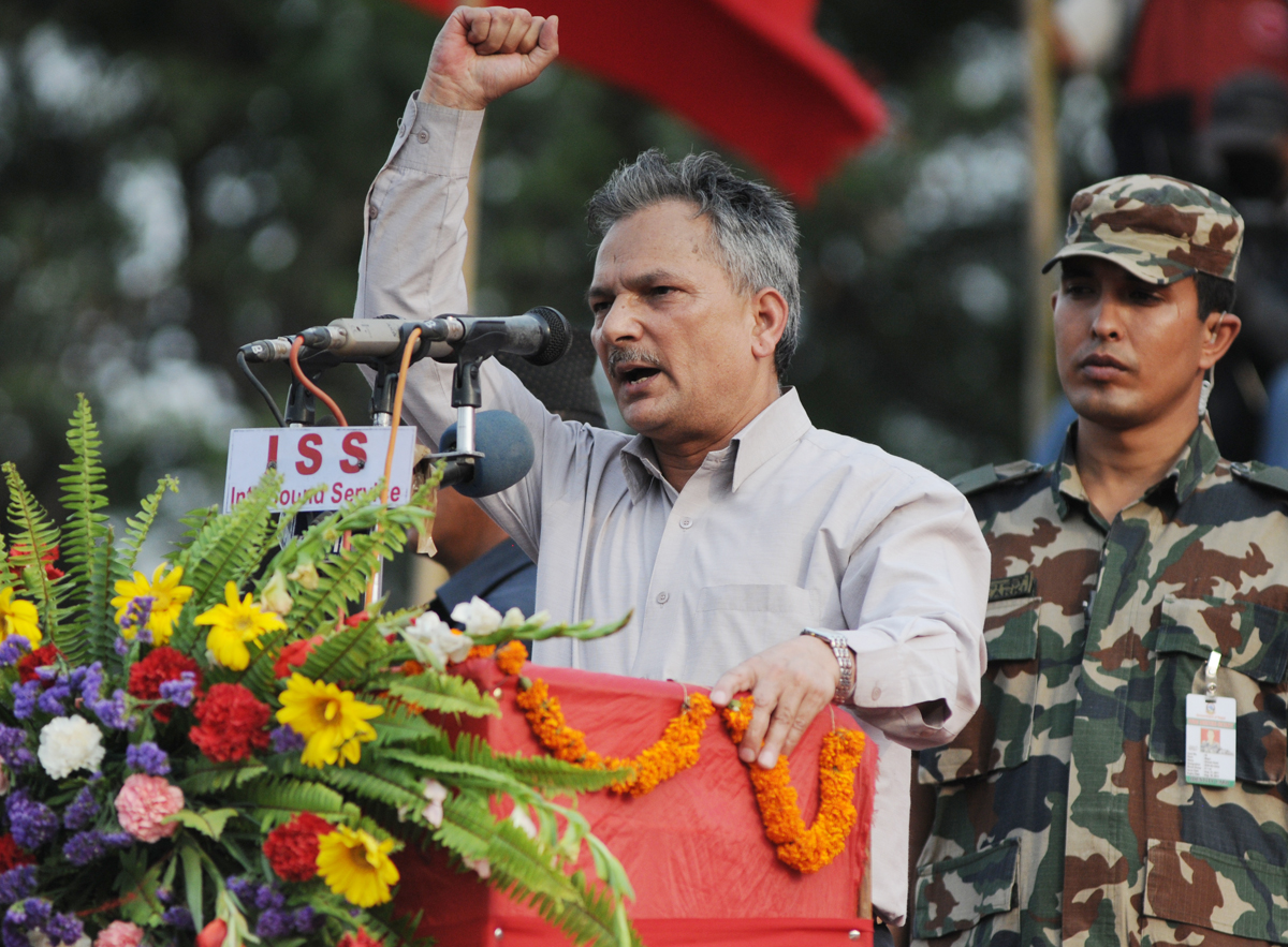 Baburam Bhattarai threatens to Step down from his post (Video)